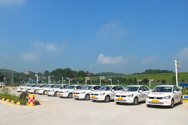 教練團隊-岳池駕校哪家好，岳池小車培訓，廣安駕校培訓，岳池萬通駕校，廣安小車培訓，廣安駕校哪家好就選岳池萬通汽車駕駛學校有限公司